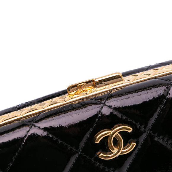 Pre-Loved Chanel Large Glazed Goatskin Box With Chain - Picture 7 of 10
